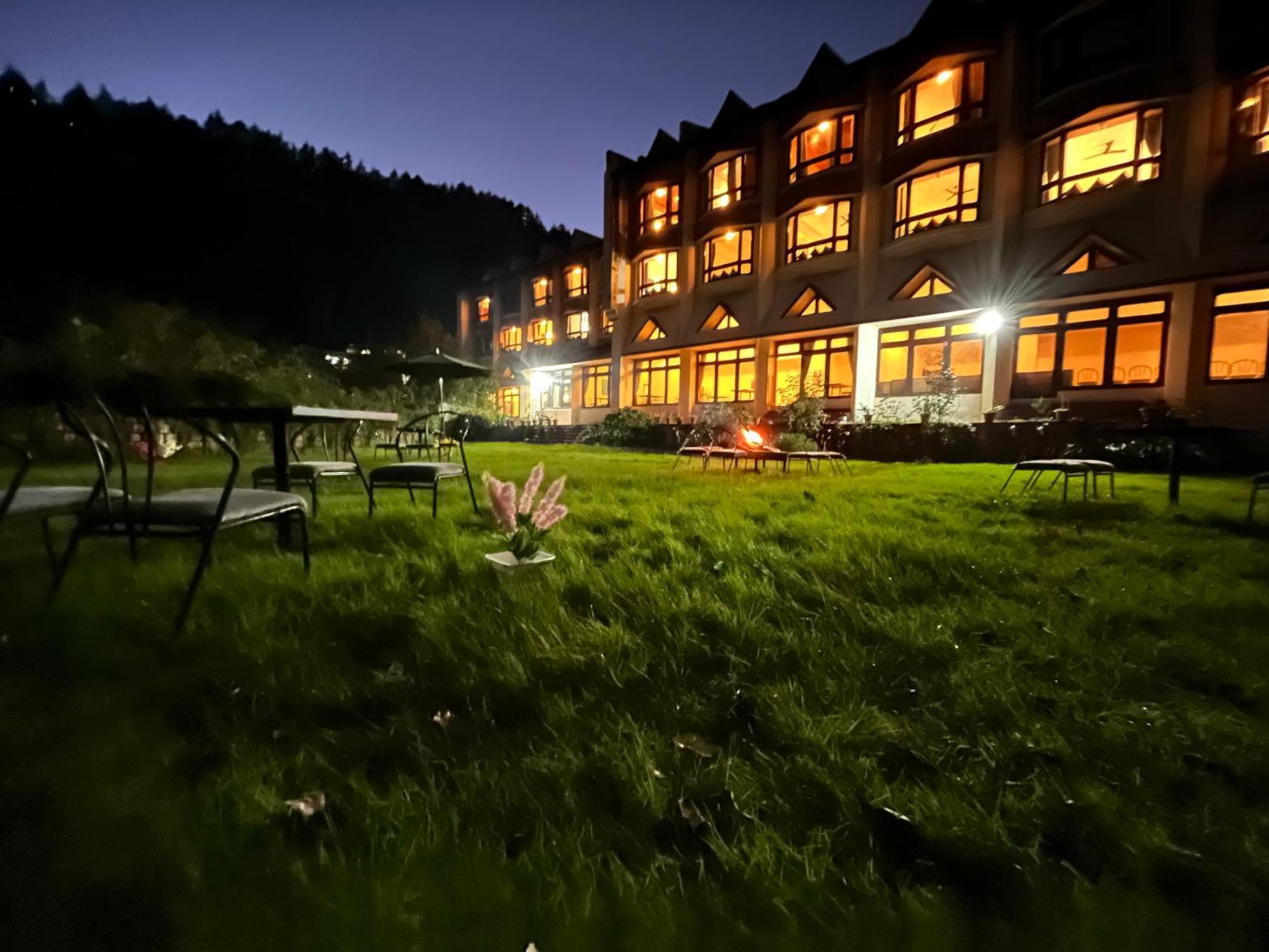 The Sagar Resort - Few Steps From Manali Mall Road エクステリア 写真
